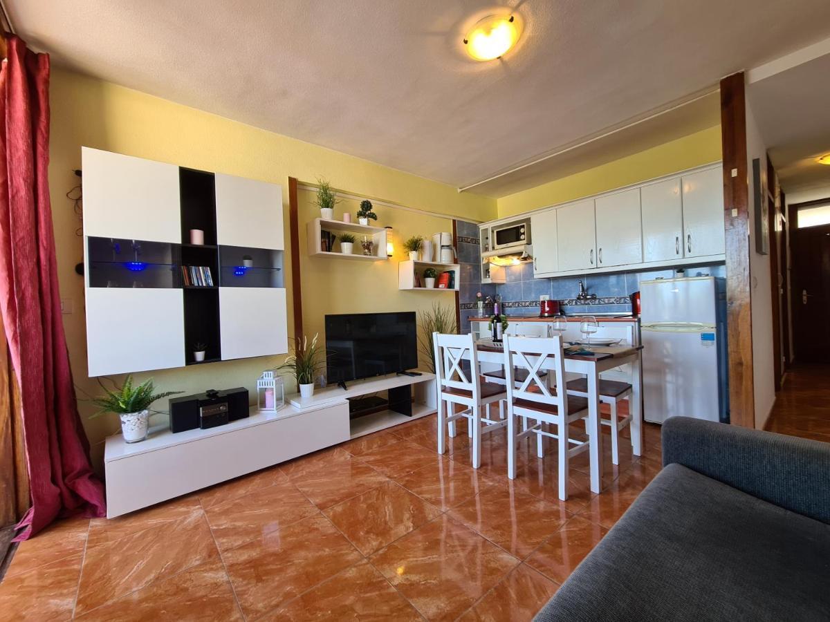 Vida Loca Only 190 Meters To The Sea, Balcony, Sea View, Pool, Wifi Apartment Playa Feñabe Екстериор снимка